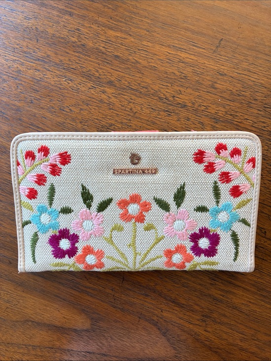 Spartina 449 Handbags - Spartina 449 Embroidered Floral Linen Snap Wallet